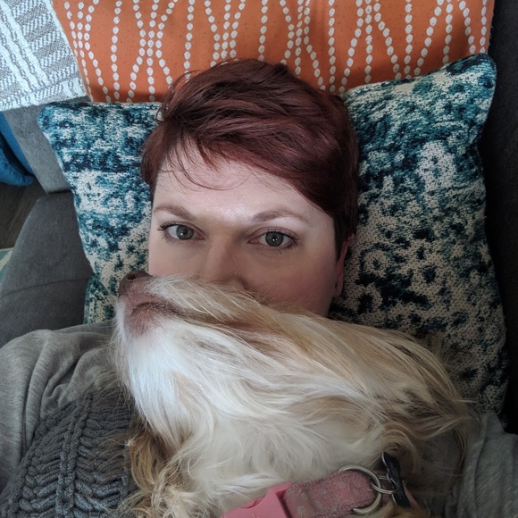 Meet your Posher, Kari - Picture 1 of 1